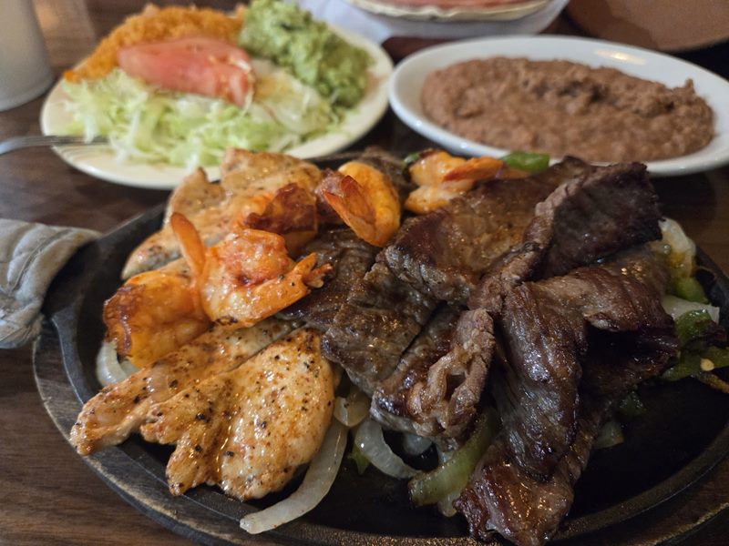 Taqueria Hacienda Tapatia food